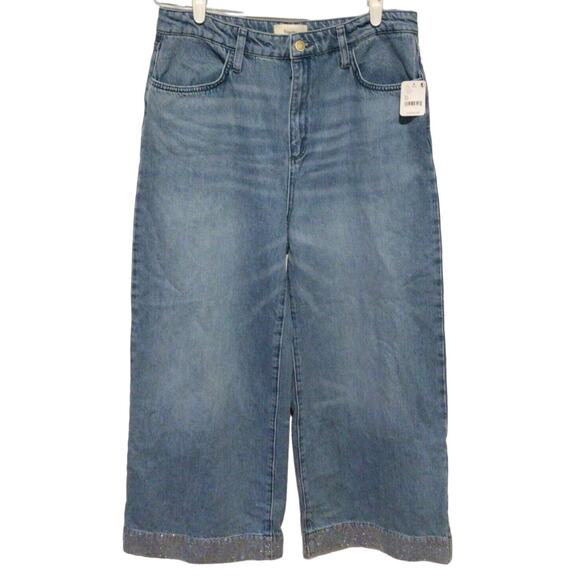 NWT Triarchy Women’s Light Wash Flared Jeans with Rhinestone Hem – Size 32 Denim - Picture 1 of 7